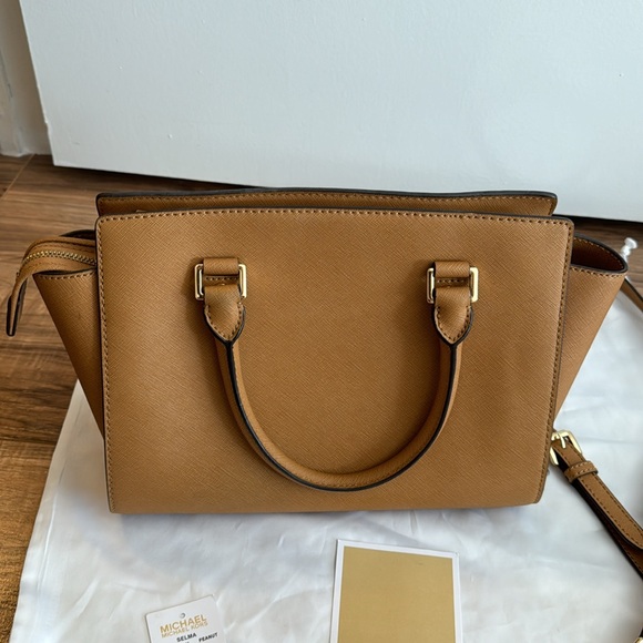 Michael Michael Kors Selma Peanut Medium TZ Satchel Saffiano Leather Handbag - Picture 3 of 10
